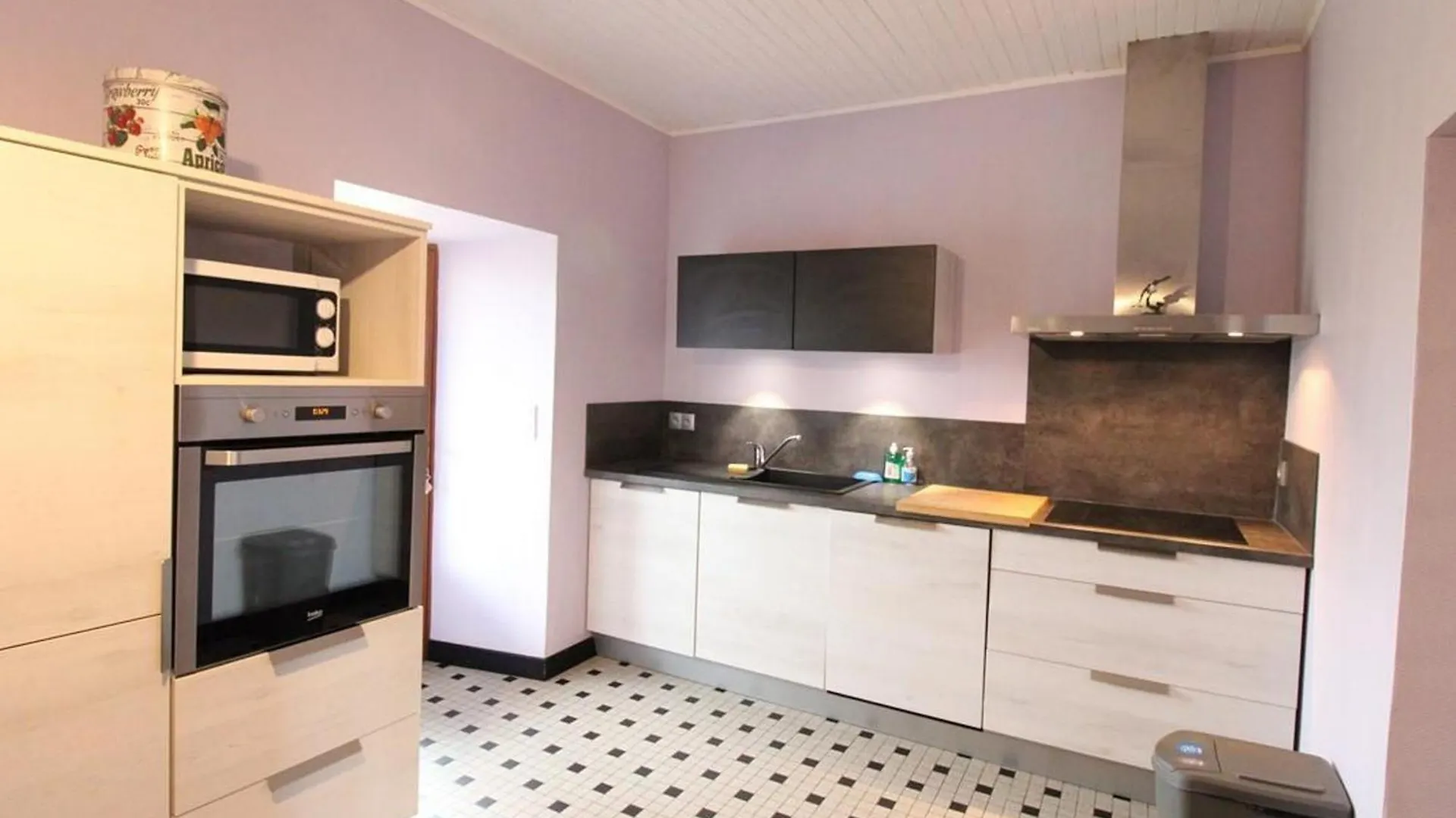 Maison De Campagne Avec Jardin, 6 Pers, Proche Aurillac, Nature Et Randonnees, Animaux Acceptes - Fr-1-742-18 Roannes-Saint-Mary 0*,  France