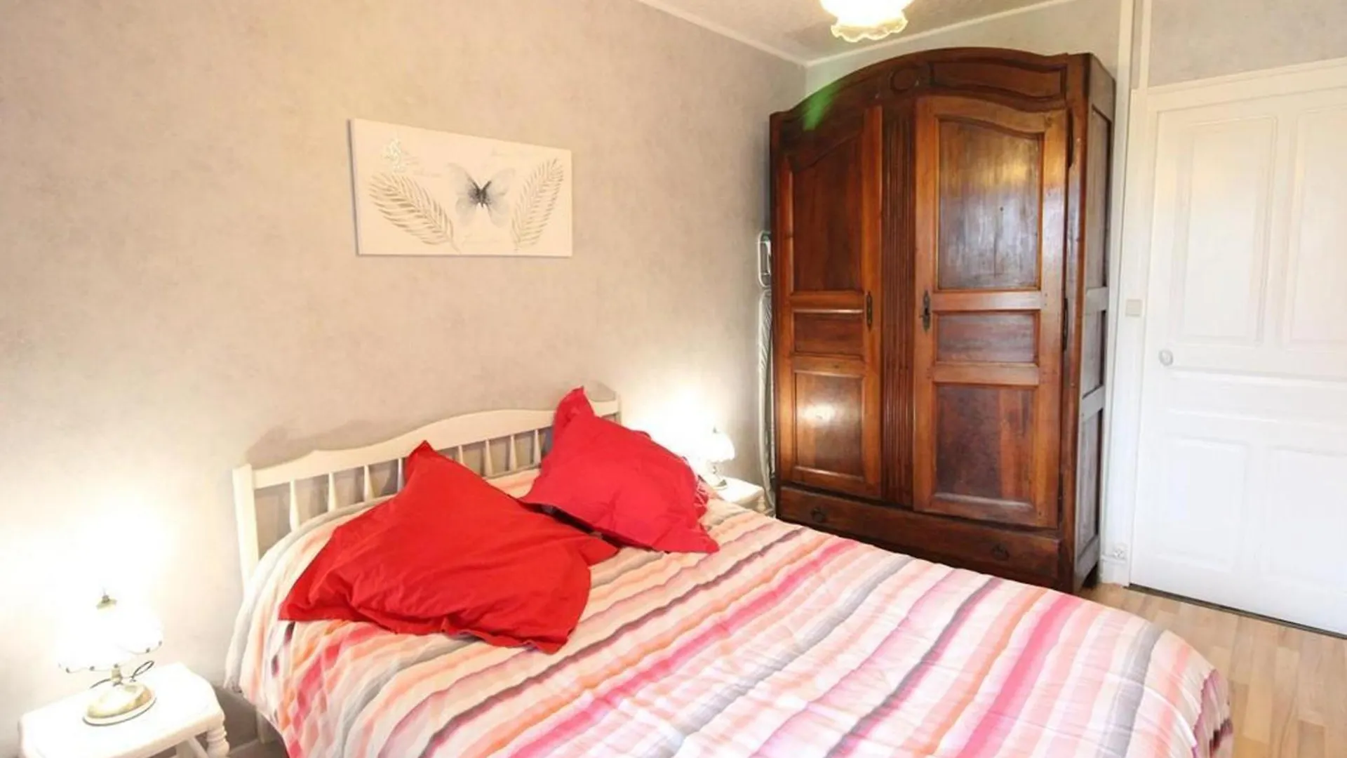 Maison De Campagne Avec Jardin, 6 Pers, Proche Aurillac, Nature Et Randonnees, Animaux Acceptes - Fr-1-742-18 Roannes-Saint-Mary 0*,  France