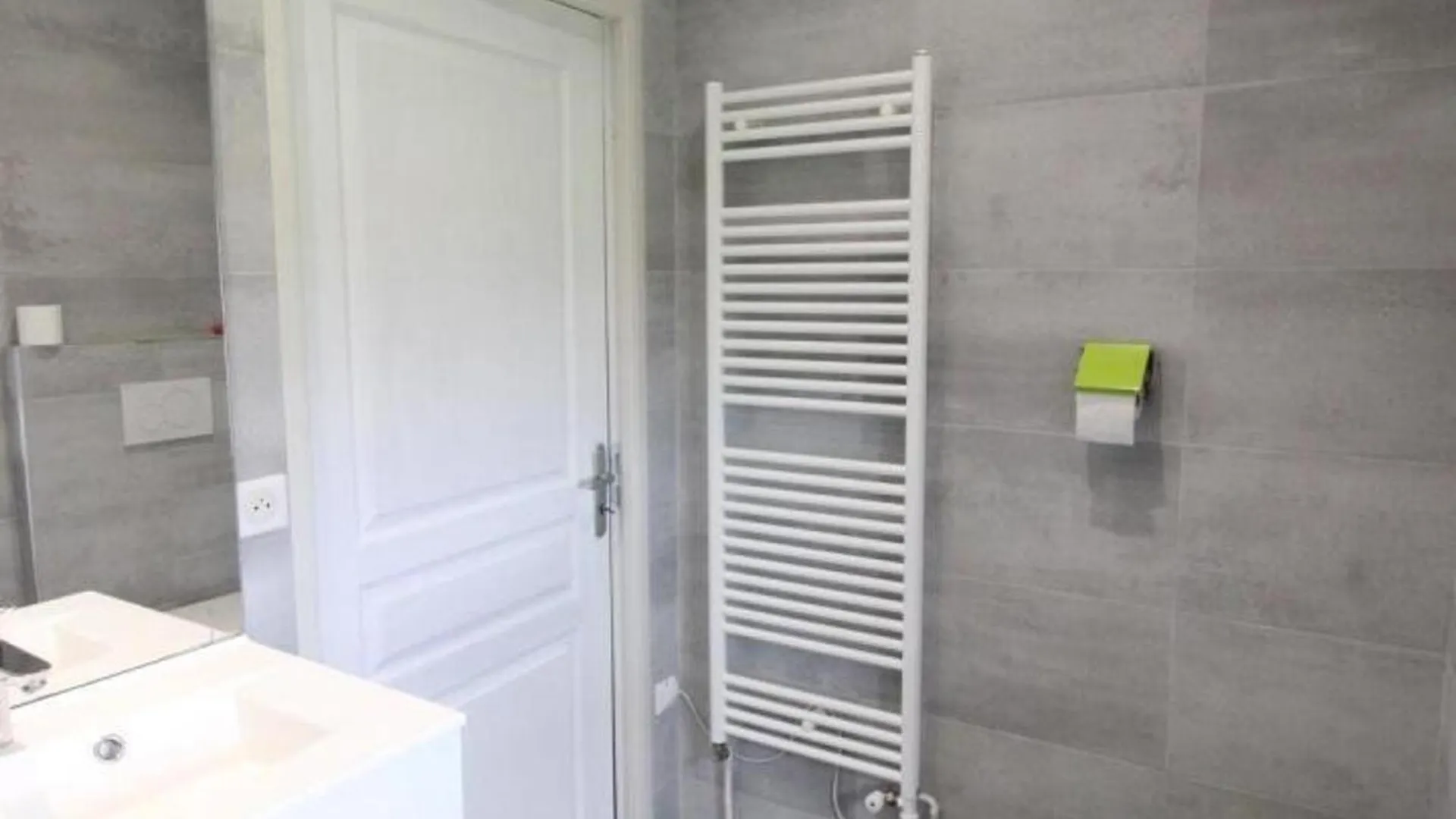 Maison De Campagne Avec Jardin, 6 Pers, Proche Aurillac, Nature Et Randonnees, Animaux Acceptes - Fr-1-742-18 Roannes-Saint-Mary France