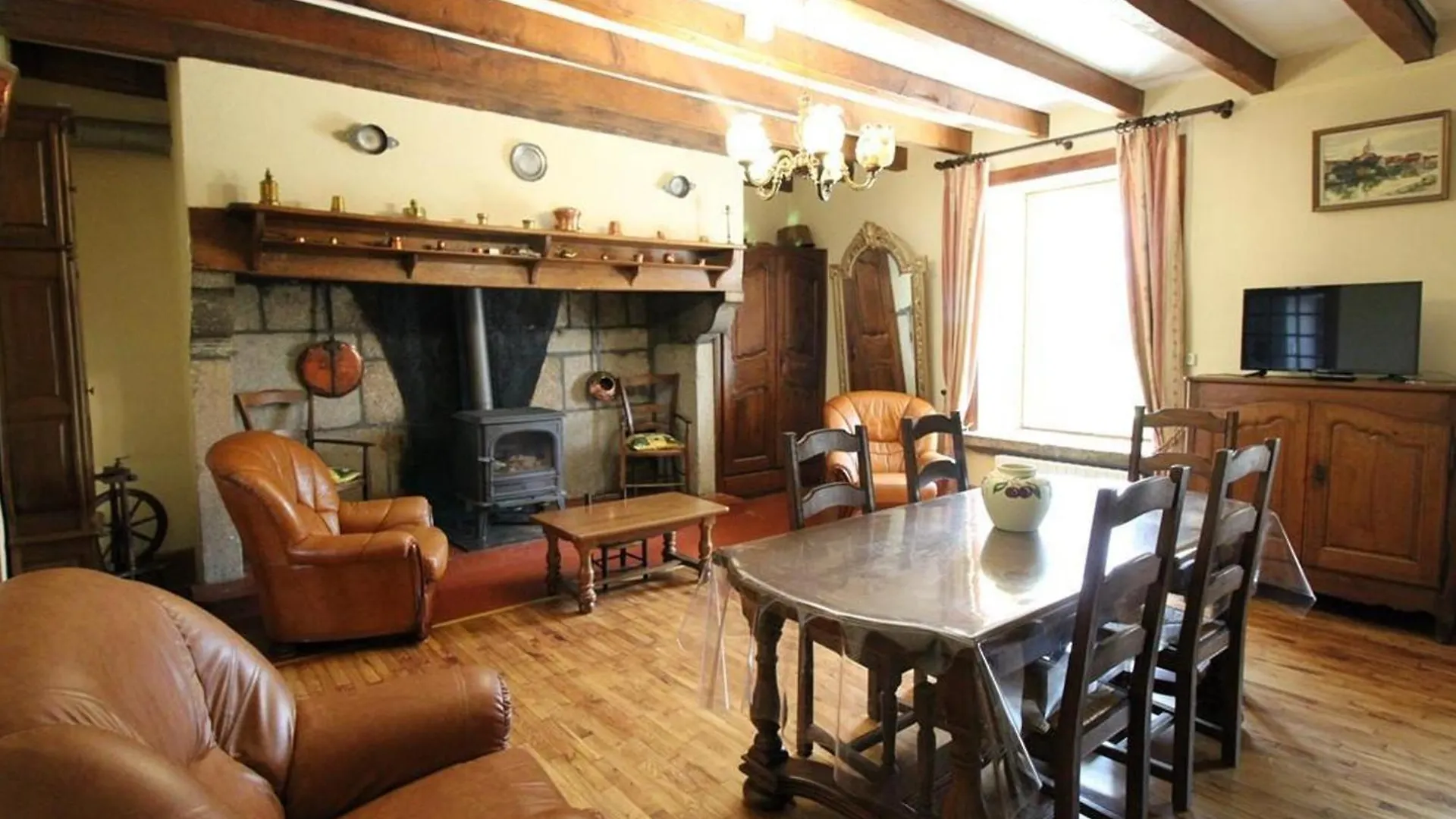 Maison De Campagne Avec Jardin, 6 Pers, Proche Aurillac, Nature Et Randonnees, Animaux Acceptes - Fr-1-742-18 Roannes-Saint-Mary Holiday home